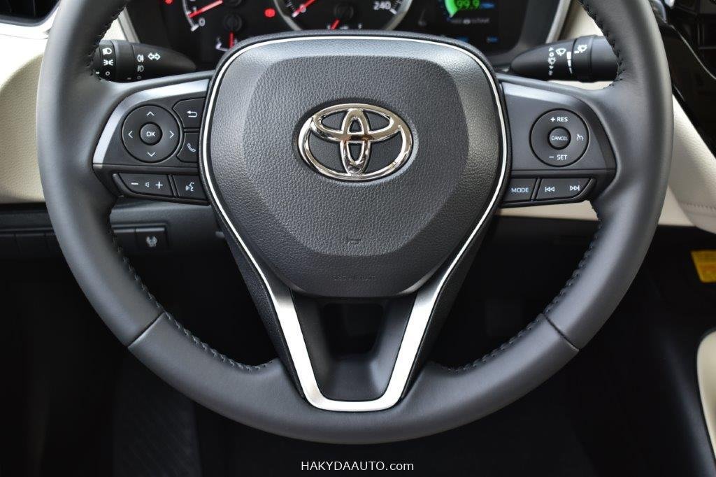 2025 TOYOTA COROLLA GLI 2.0L AT GCC — 17