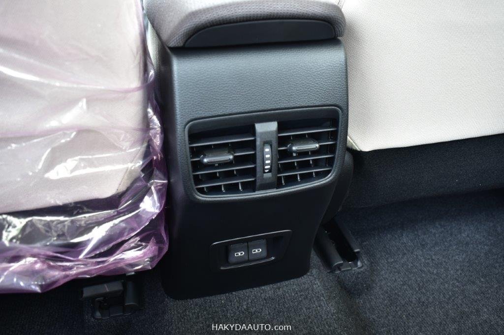 2025 TOYOTA COROLLA GLI 2.0L AT GCC — 15