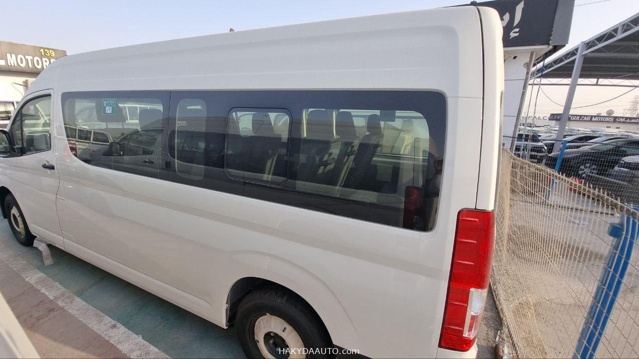 2025 TOYOTA HIACE DX PASSENGER 3.5L AT | REAR HEATER & 2 POINT SEATBELTS — 2