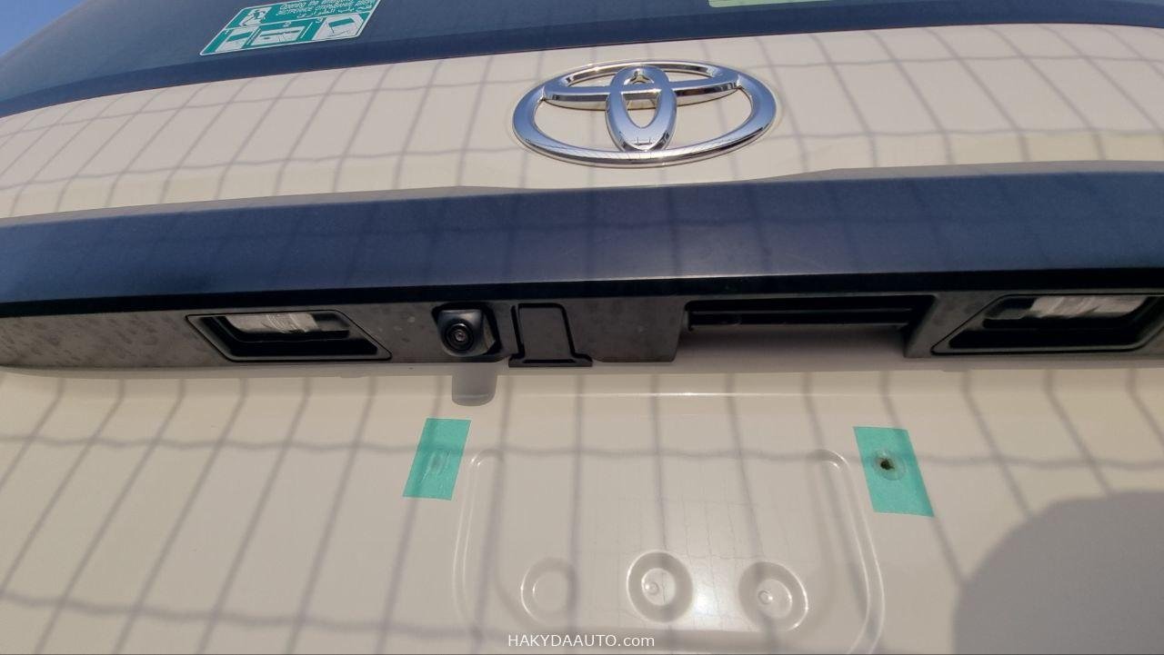 2025 TOYOTA HIACE DX PASSENGER 3.5L MT | W/O REAR HEATER, REAR 2 POINT SEATBELTS — 5