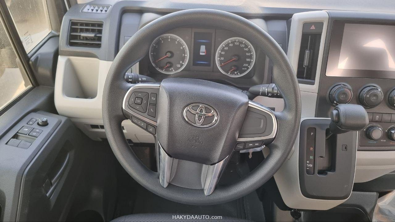 2025 TOYOTA HIACE DX PASSENGER 3.5L AT | REAR HEATER & 2 POINT SEATBELTS — 6