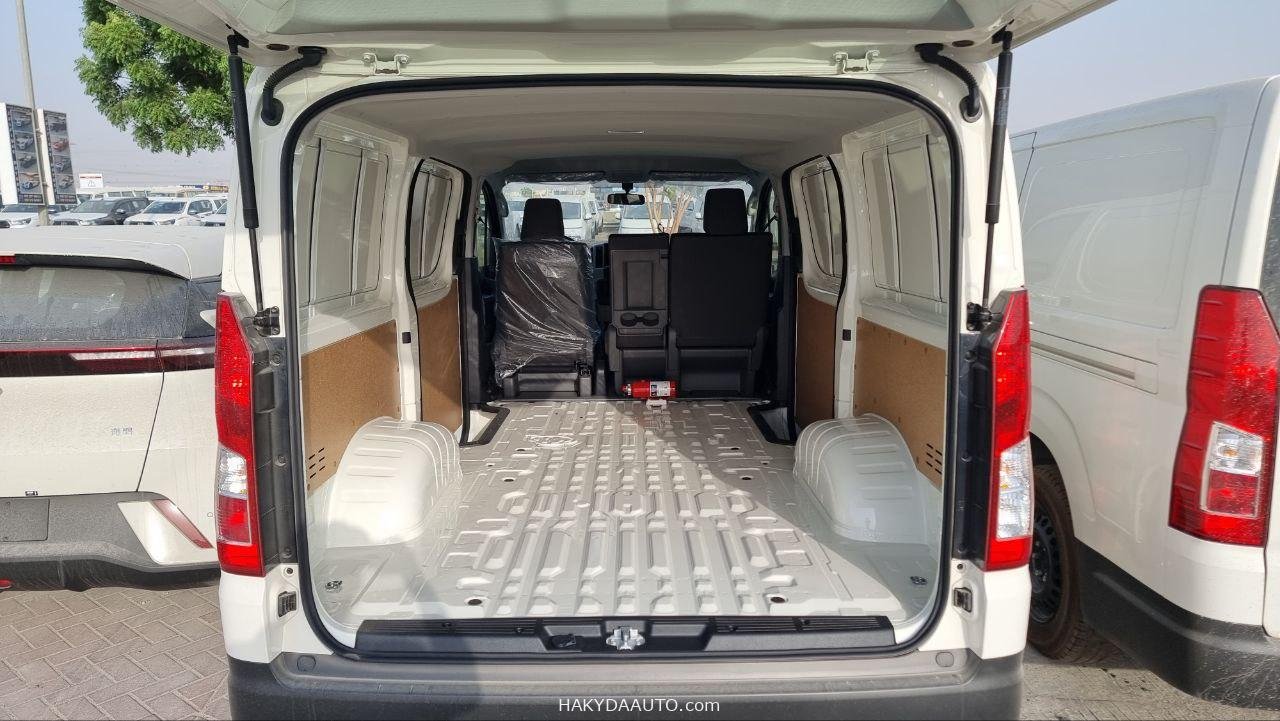2025 TOYOTA HIACE PANEL VAN LOW ROOF 3.5L AT — 14
