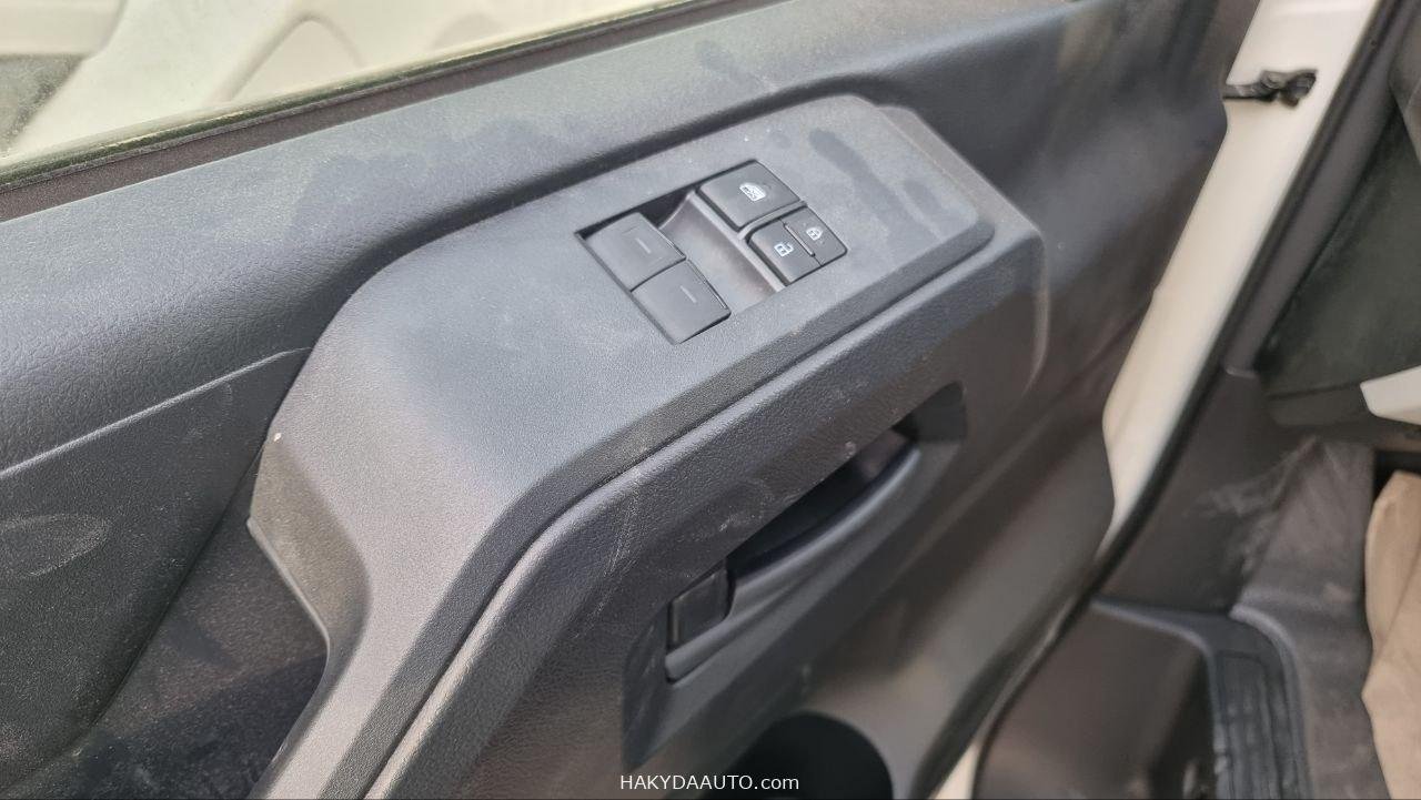 2025 TOYOTA HIACE PANEL VAN LOW ROOF 3.5L AT — 10