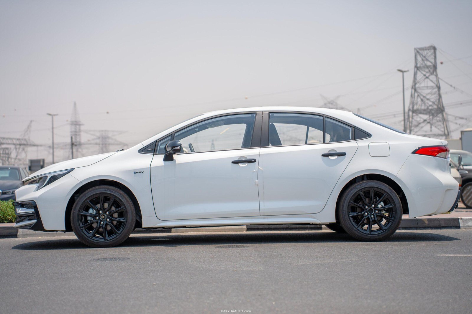 Toyota Levin/Corolla Sport 2025 Black Edition 1.8L Hybrid — 4