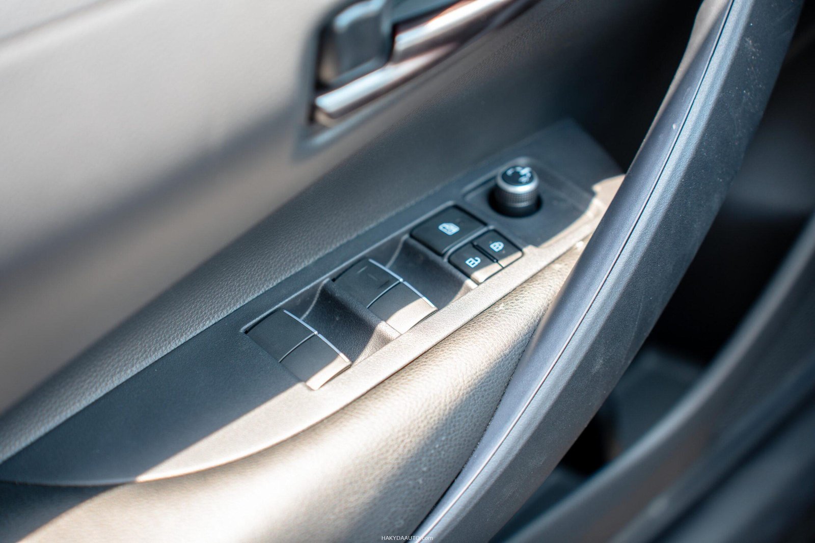 Toyota Levin/Corolla Sport 2025 Black Edition 1.8L Hybrid — 23