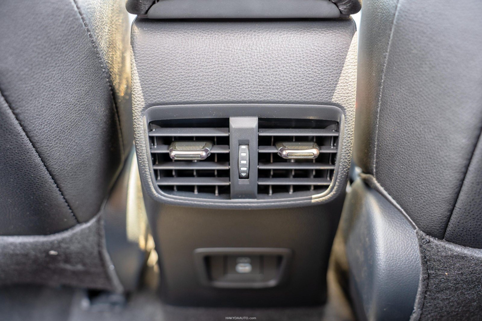 Toyota Levin/Corolla Sport 2025 Black Edition 1.8L Hybrid — 24