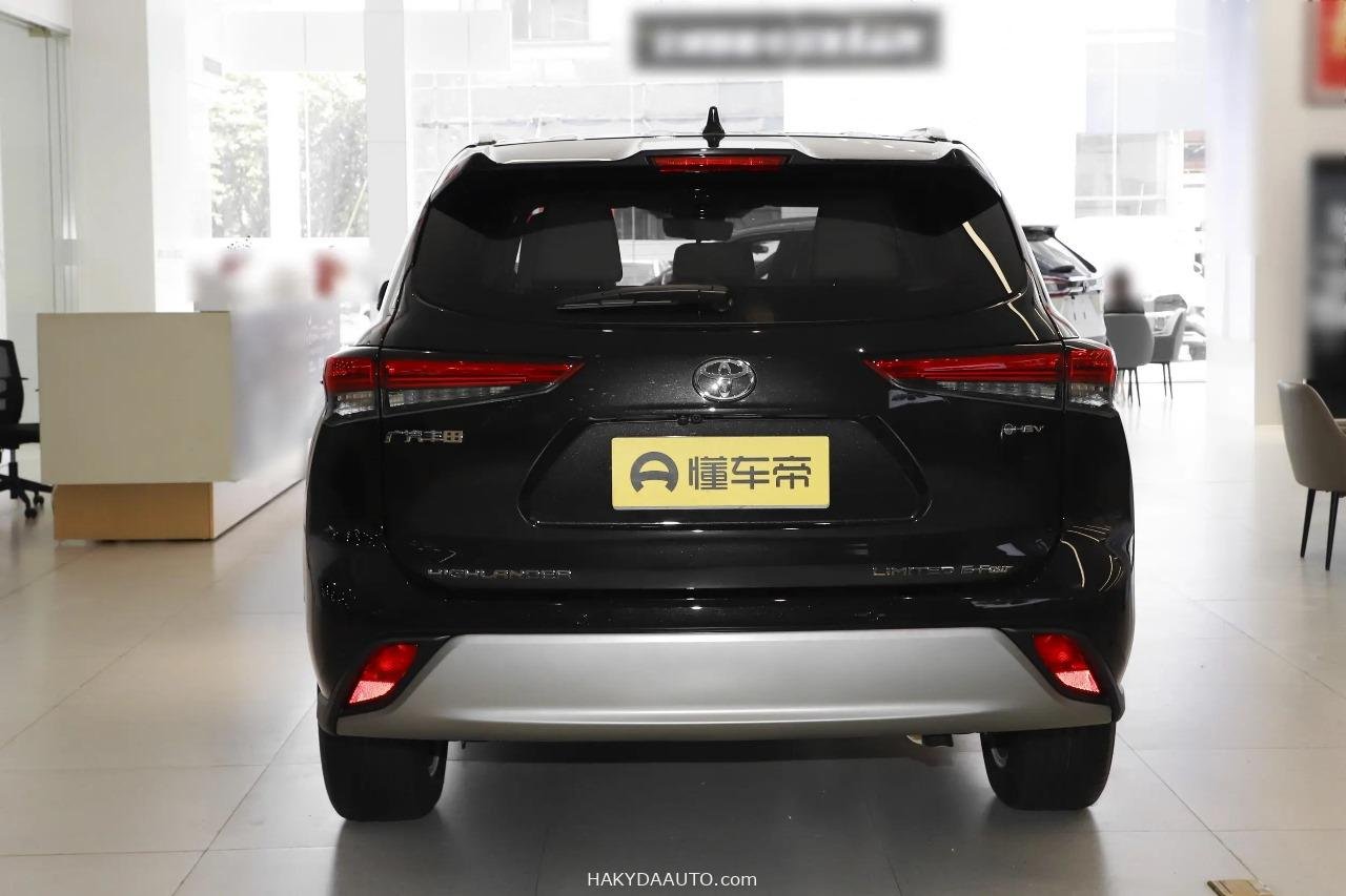 2025 TOYOTA HIGHLANDER LIMITED 2.5L Hybrid 4WD — 3
