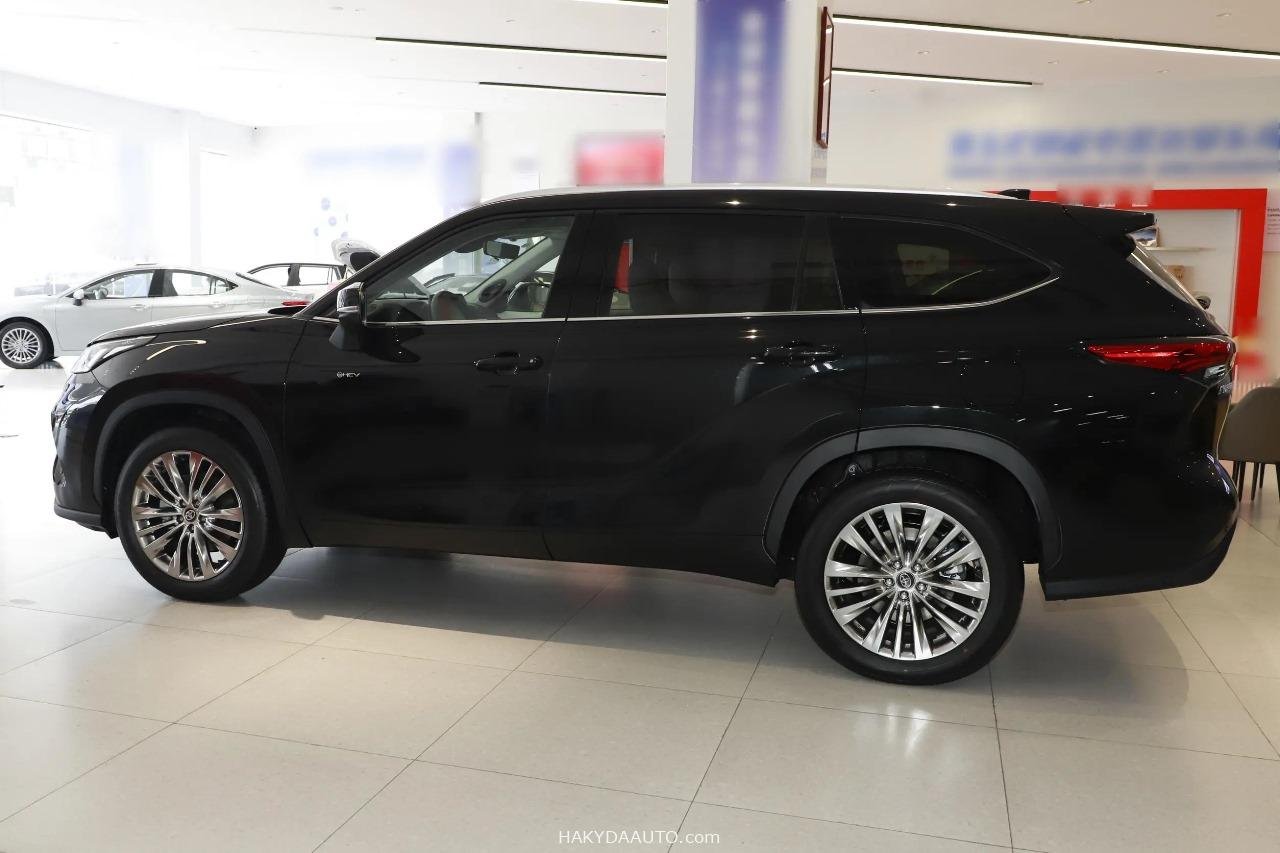 2025 TOYOTA HIGHLANDER LIMITED 2.5L Hybrid 4WD — 4