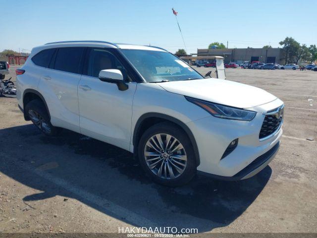 2021 TOYOTA HIGHLANDER PLATINUM