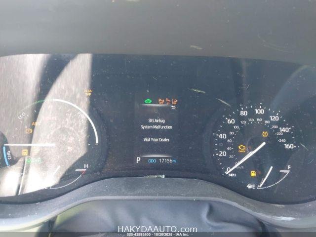 2023 TOYOTA SIENNA XLE — 6