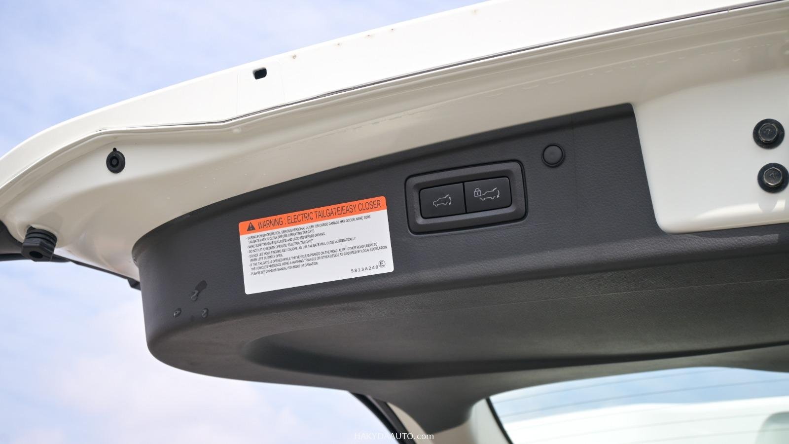 MITSUBISHI MONTERO SPORT 3.0L 4WD Full Option — 25