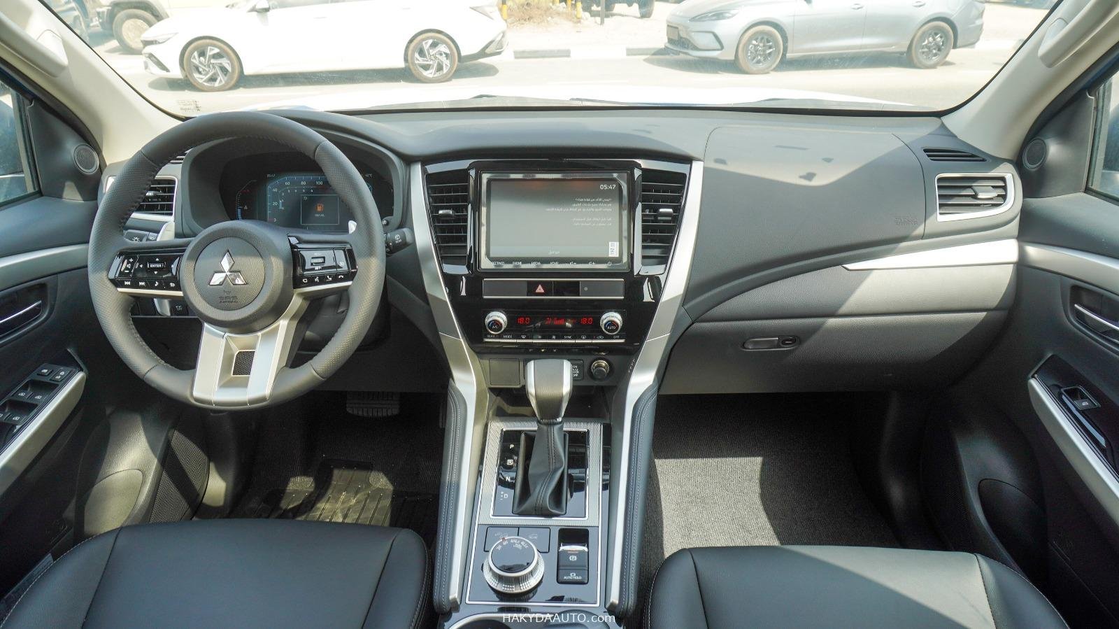 Mitsubishi Montero Sport GLS 3.0 4WD Mid Option — 17