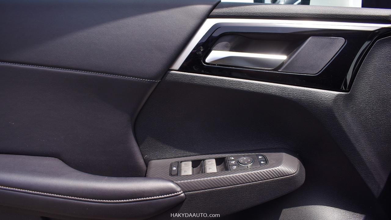 Mitsubishi Outlander 4WD 2025 Mid option (Предмаксимальная комплекатция) — 16