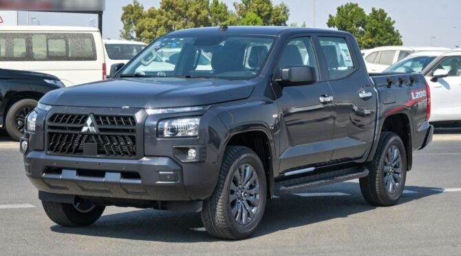 Mitsubishi L200 GLX DIESEL AT 4WD 2025 MID OPTION